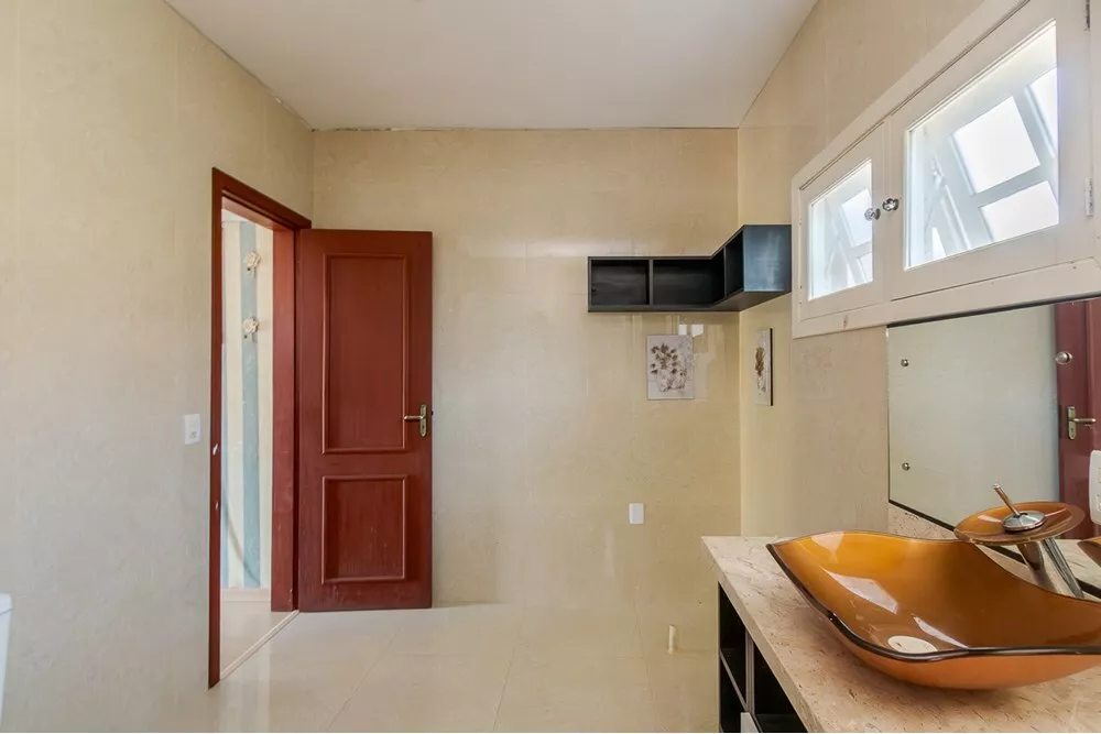 Casa de Condomínio à venda com 3 quartos, 309m² - Foto 31