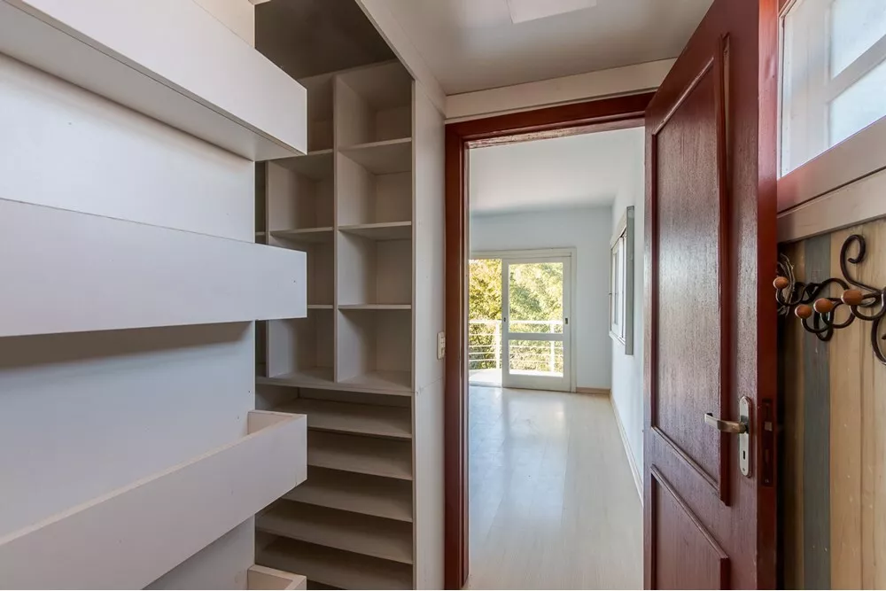 Casa de Condomínio à venda com 3 quartos, 309m² - Foto 32