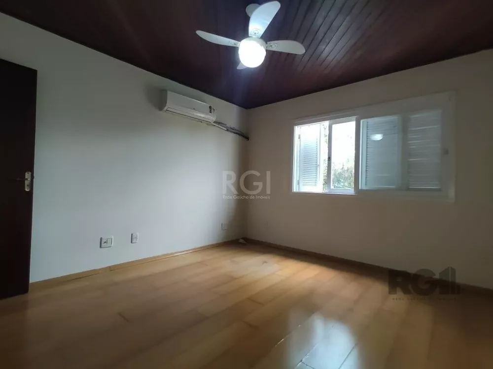 Casa à venda com 4 quartos, 284m² - Foto 12