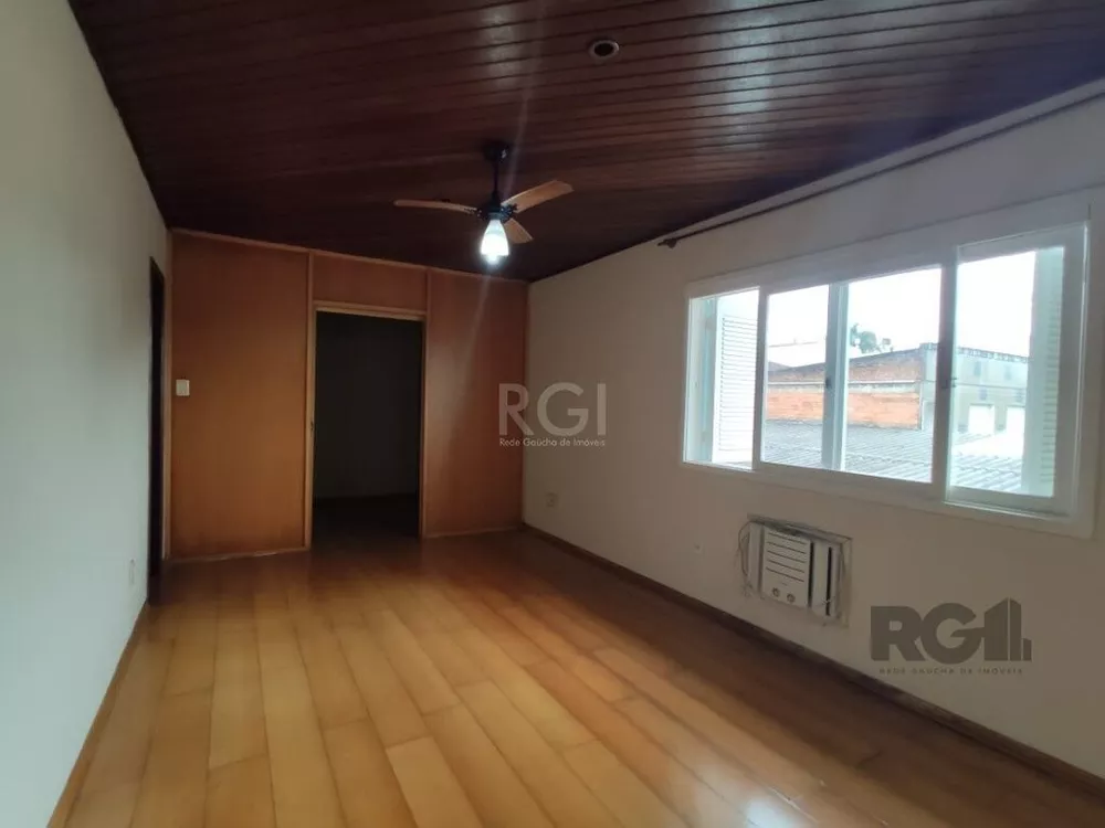 Casa à venda com 4 quartos, 284m² - Foto 8