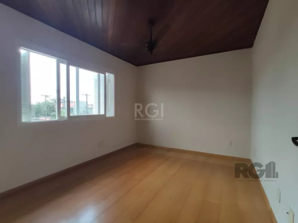 Casa à venda com 4 quartos, 284m² - Foto 5