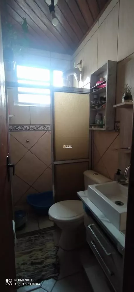 Casa à venda com 3 quartos, 20m² - Foto 4