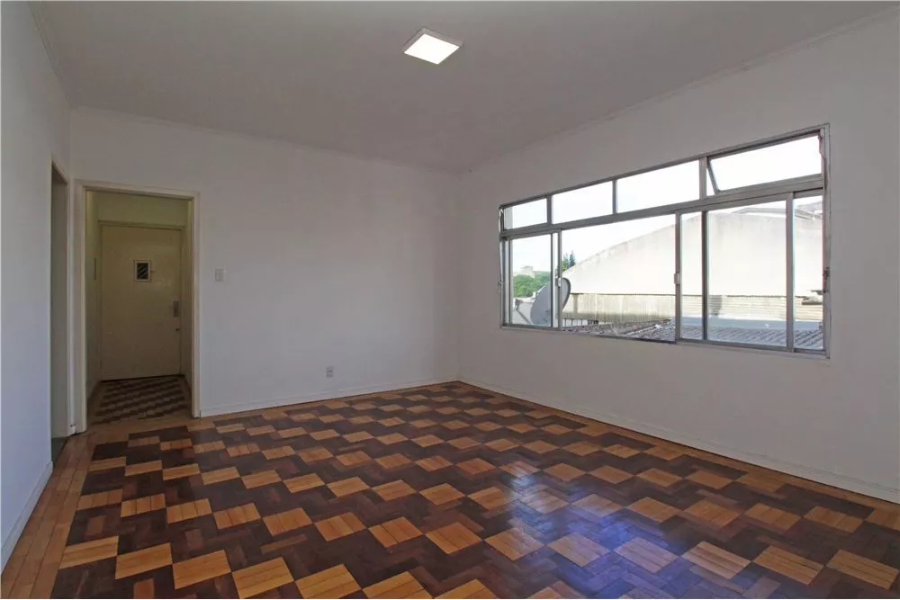 Apartamento à venda com 3 quartos, 94m² - Foto 1