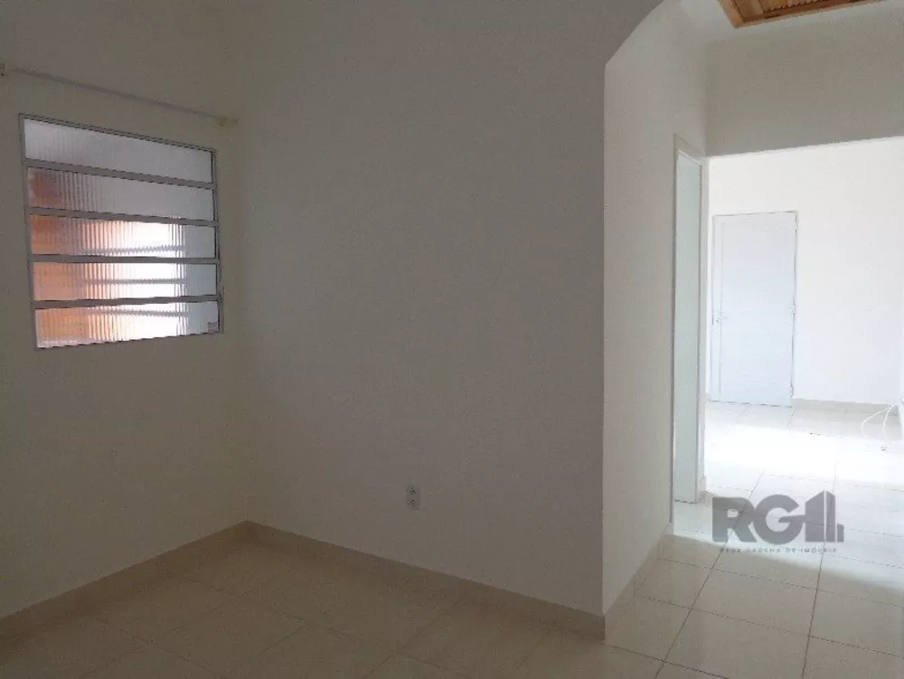 Casa à venda com 2 quartos, 80m² - Foto 4