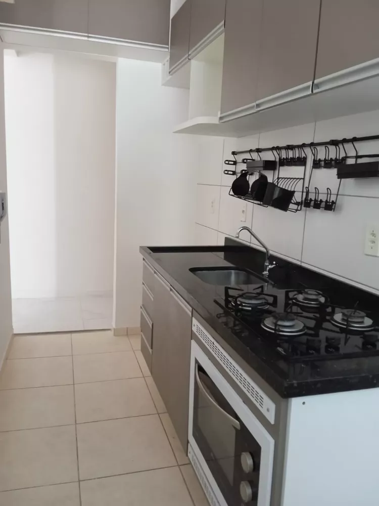 Apartamento à venda com 2 quartos, 44m² - Foto 2