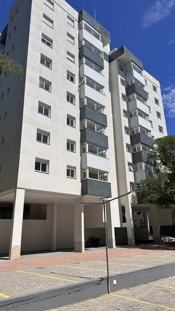 Apartamento à venda com 3 quartos, 91m² - Foto 2