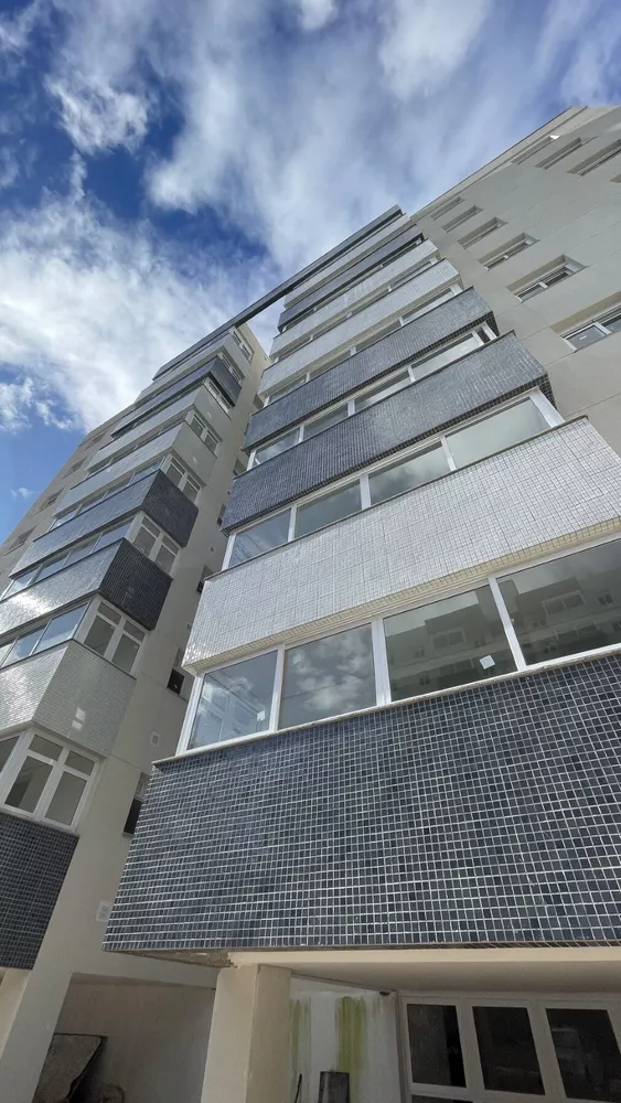 Apartamento à venda com 3 quartos, 91m² - Foto 1