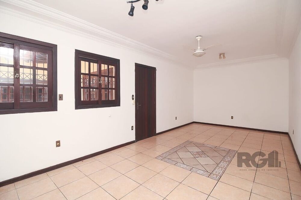 Casa à venda com 4 quartos, 247m² - Foto 14