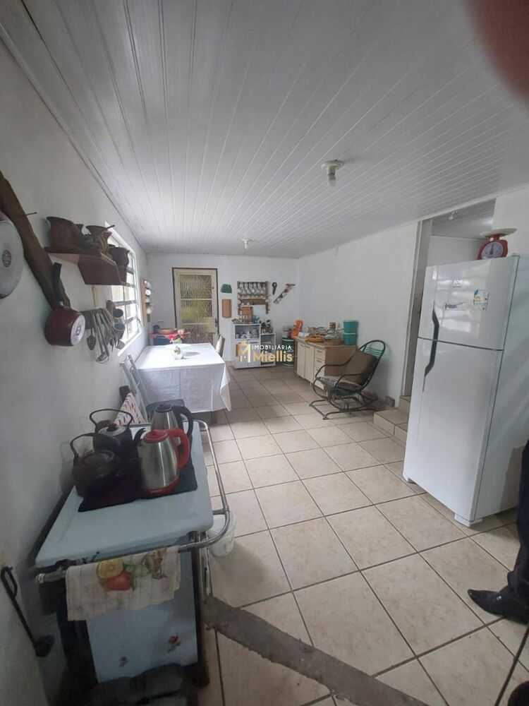 Casa à venda com 2 quartos, 90m² - Foto 4