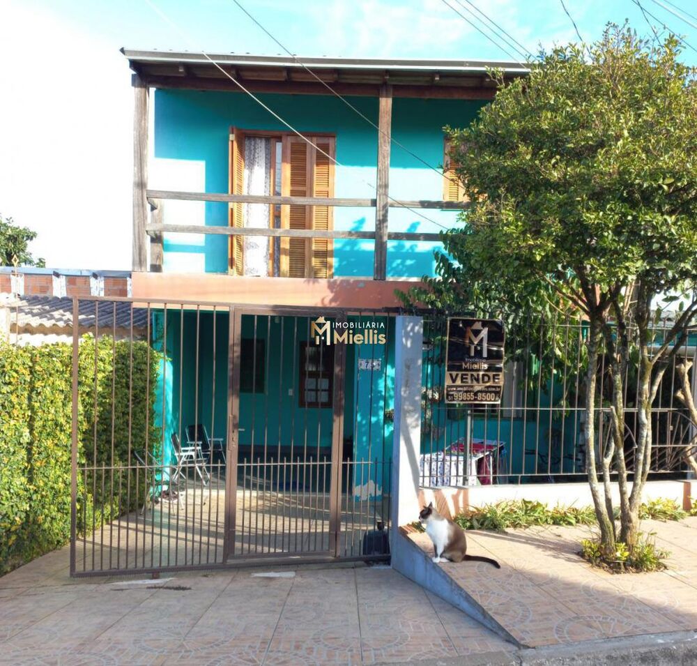 Casa à venda com 3 quartos, 180m² - Foto 1
