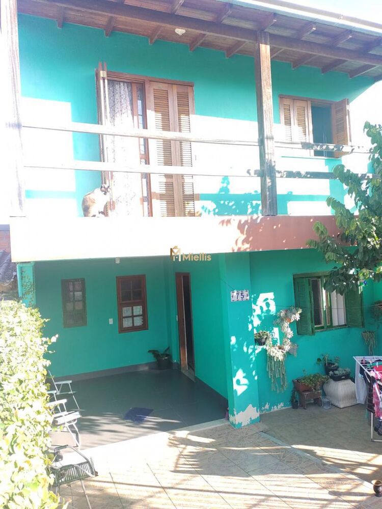Casa à venda com 3 quartos, 180m² - Foto 2