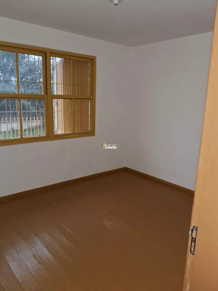 Casa à venda com 2 quartos, 120m² - Foto 4