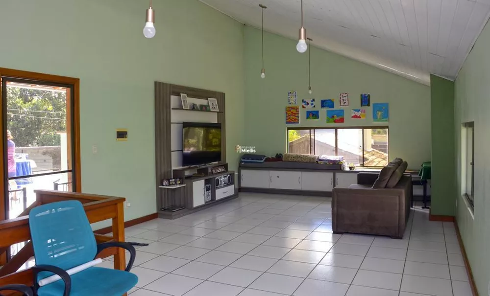 Casa de Condomínio à venda com 3 quartos, 345m² - Foto 2