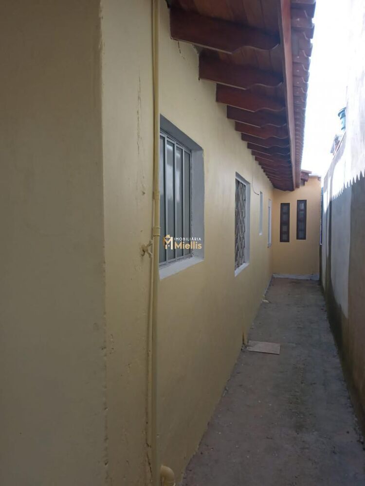 Casa, 3 quartos, 90 m² - Foto 2