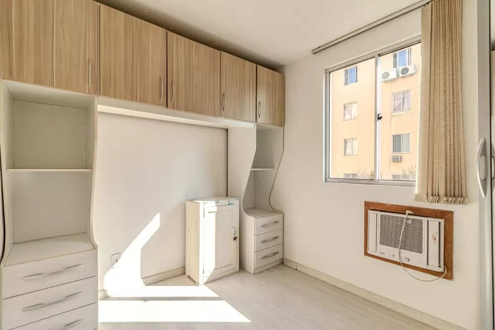 Apartamento à venda com 2 quartos, 45m² - Foto 2