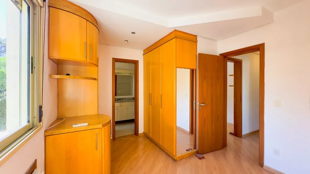 Apartamento à venda com 3 quartos, 117m² - Foto 3