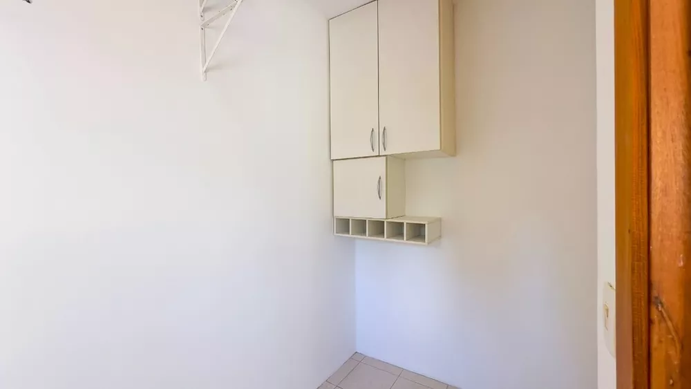 Apartamento à venda com 3 quartos, 117m² - Foto 2