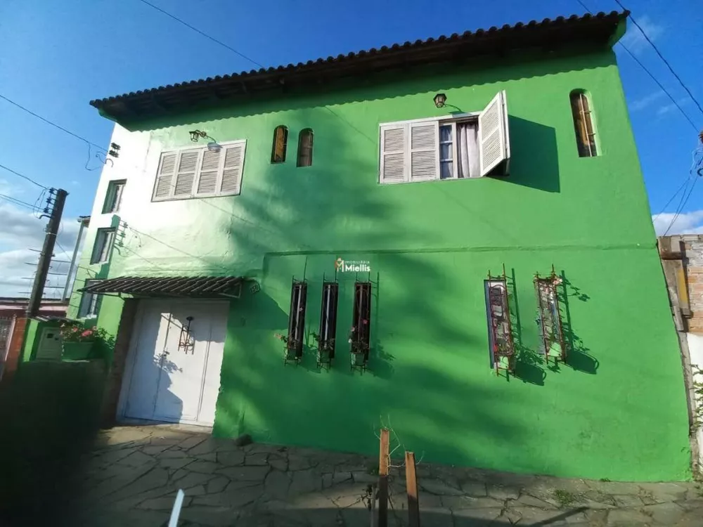 Casa à venda com 4 quartos, 300m² - Foto 2