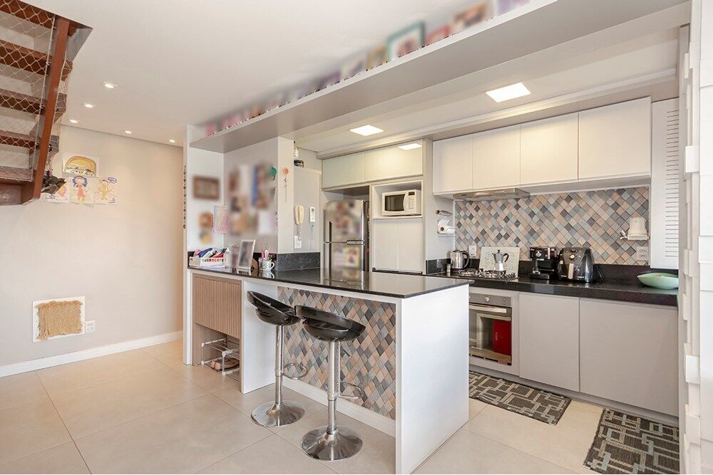 Cobertura à venda com 3 quartos, 180m² - Foto 1