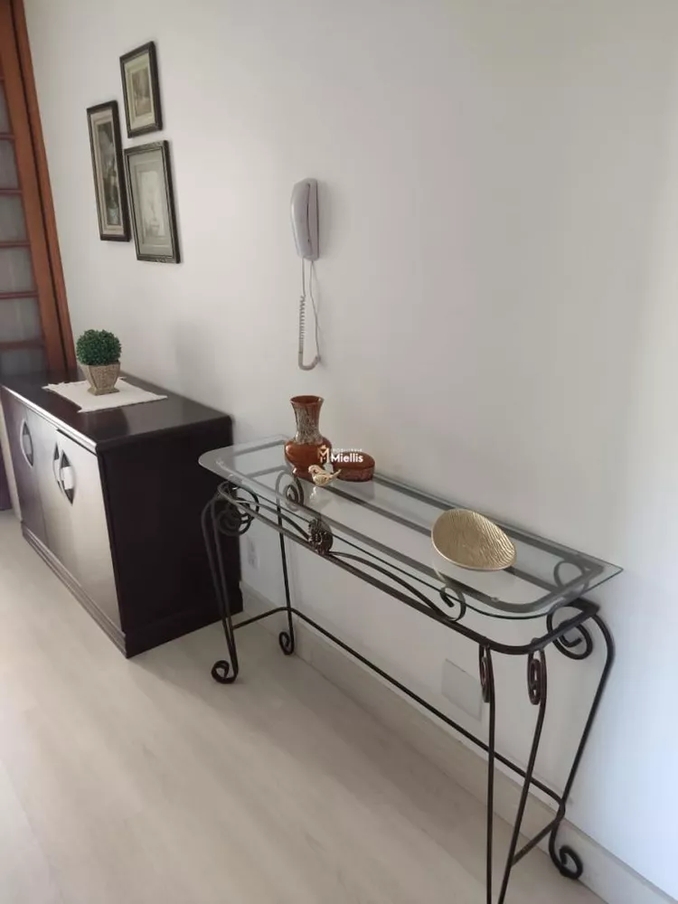 Apartamento à venda com 2 quartos, 57m² - Foto 4