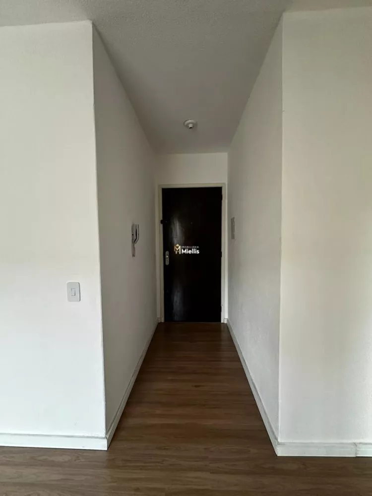 Apartamento à venda com 1 quarto, 43m² - Foto 2