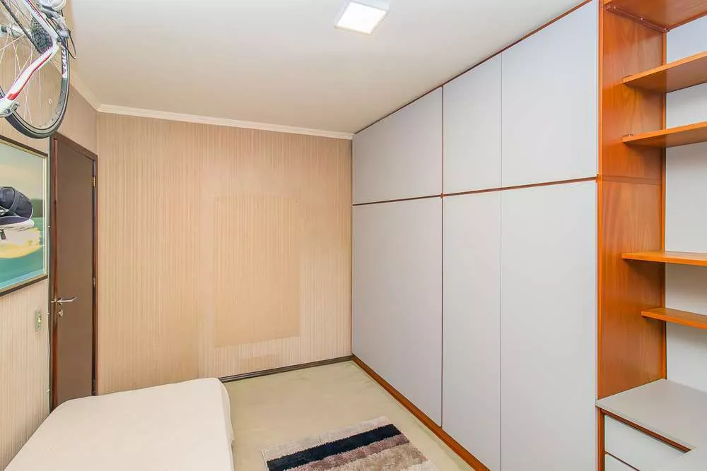 Apartamento à venda com 2 quartos, 75m² - Foto 11