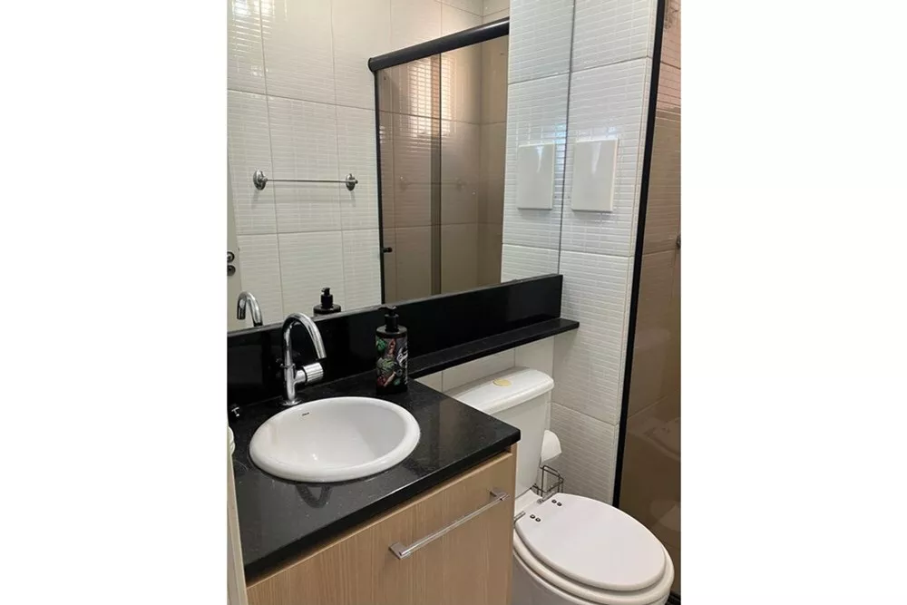 Apartamento à venda com 3 quartos, 67m² - Foto 2