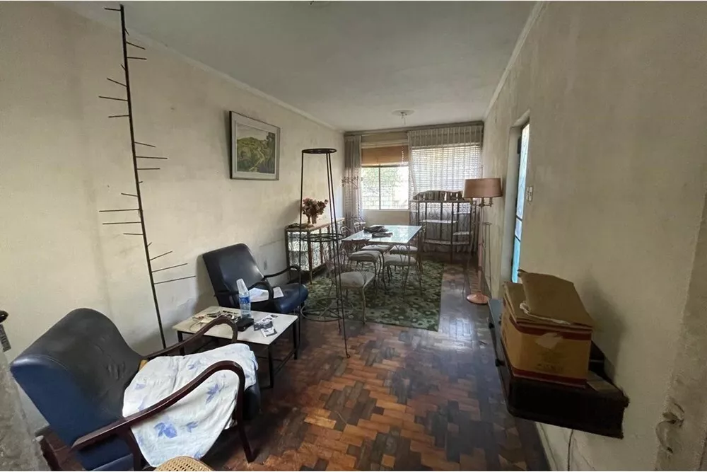 Casa à venda com 4 quartos, 200m² - Foto 4