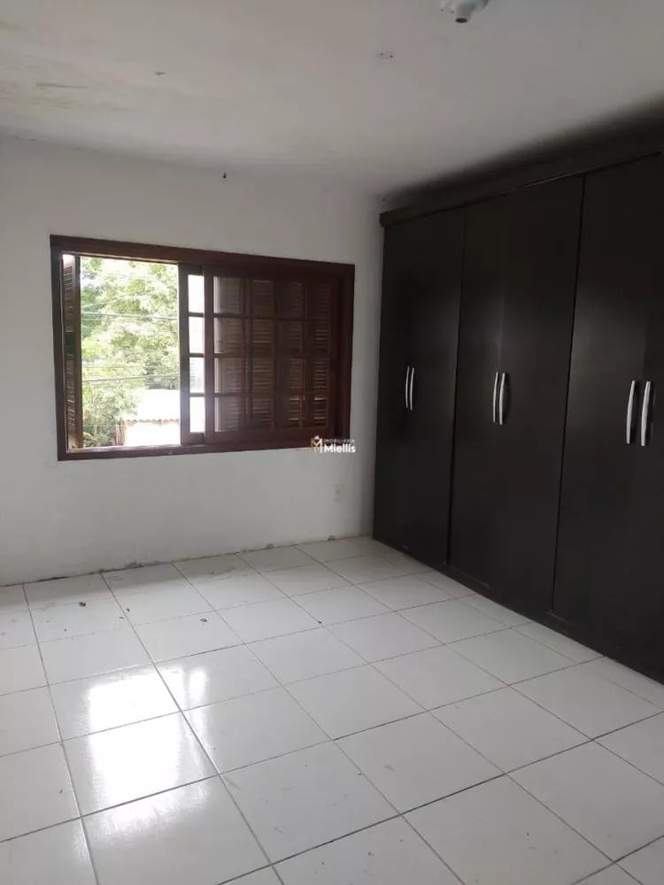 Casa à venda com 3 quartos, 157m² - Foto 3