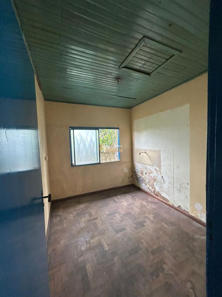 Casa à venda com 4 quartos, 80m² - Foto 9