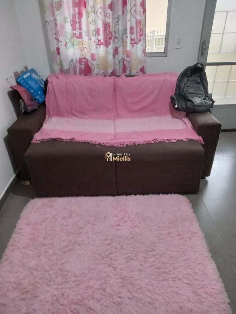Casa à venda com 2 quartos, 52m² - Foto 3