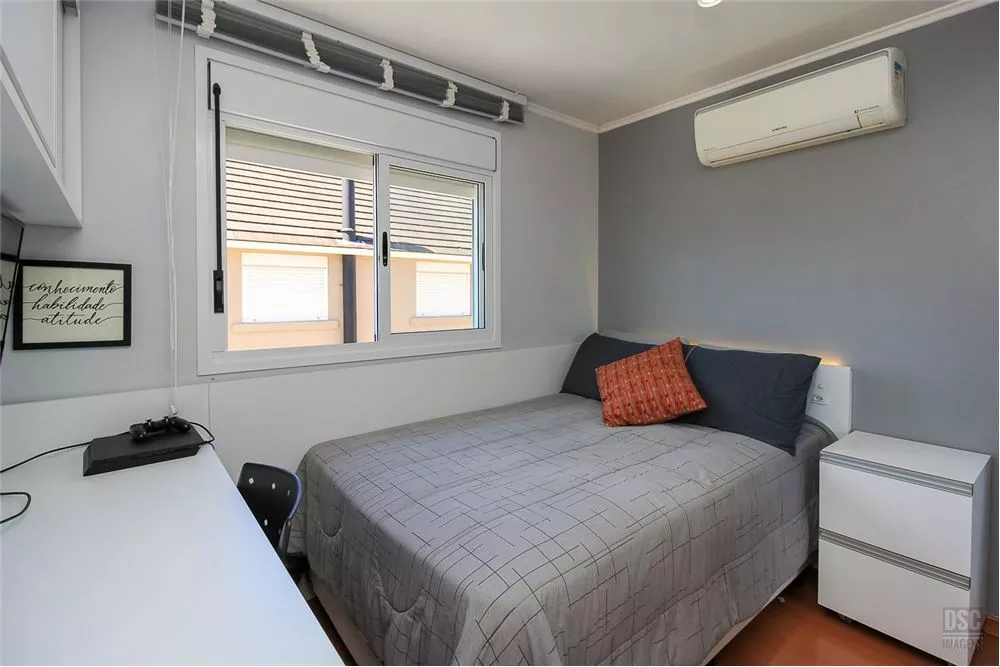 Casa de Condomínio à venda com 3 quartos, 145m² - Foto 4