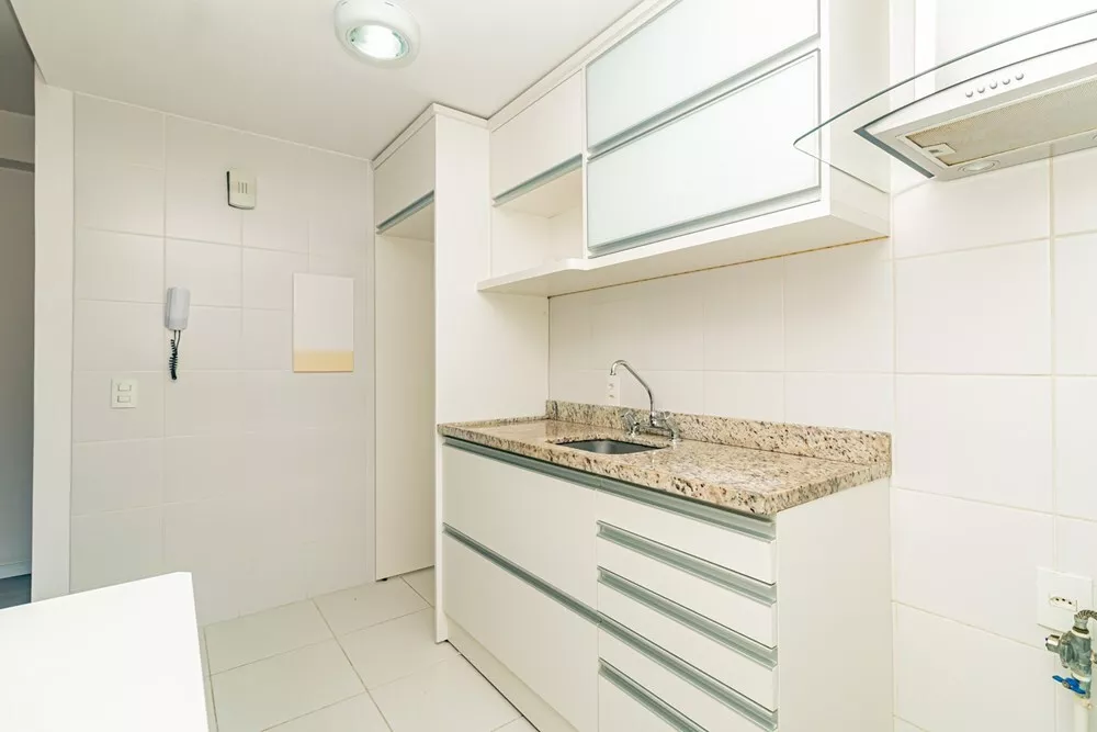 Apartamento à venda com 3 quartos, 82m² - Foto 18