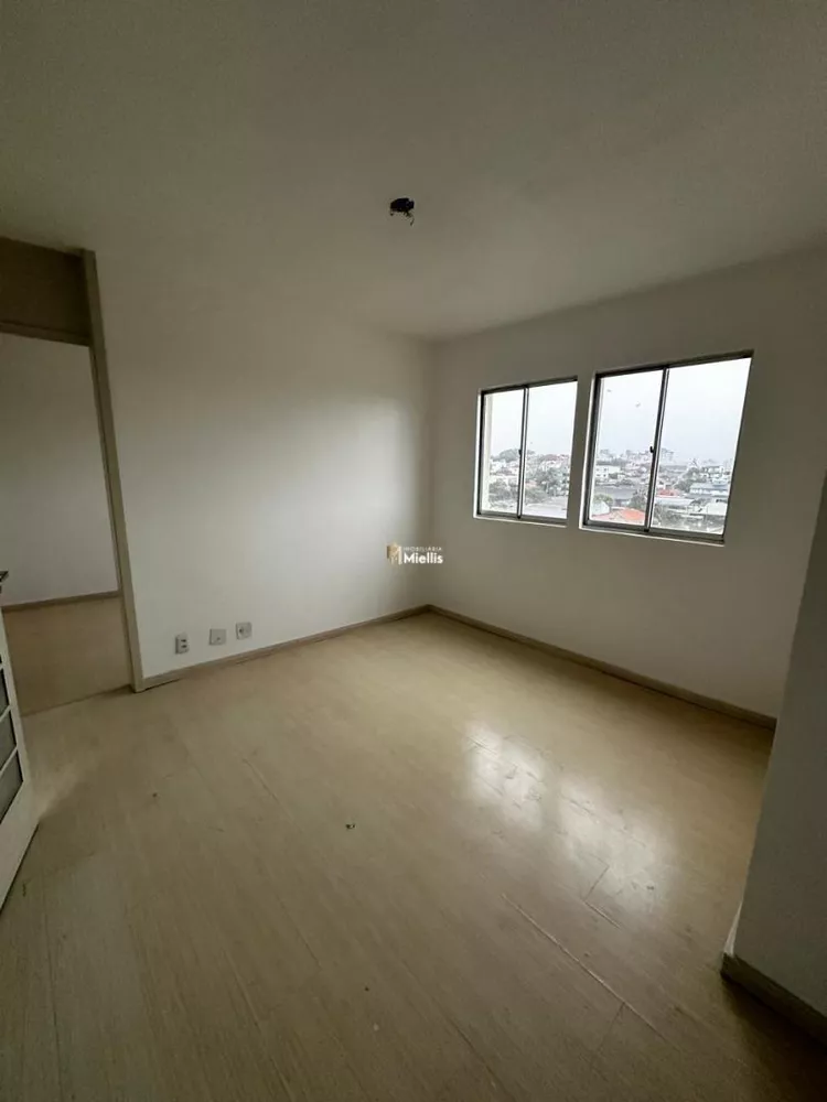 Apartamento para alugar com 3 quartos, 65m² - Foto 2