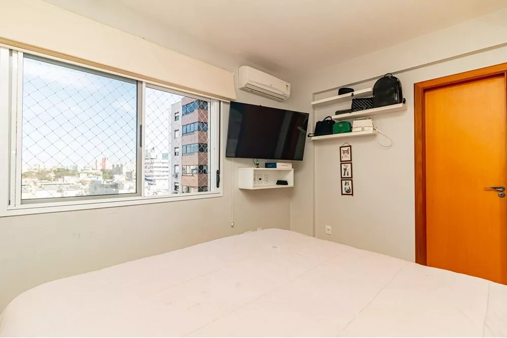 Apartamento à venda com 2 quartos, 78m² - Foto 4