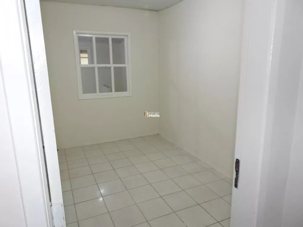 Casa à venda com 2 quartos, 165m² - Foto 10