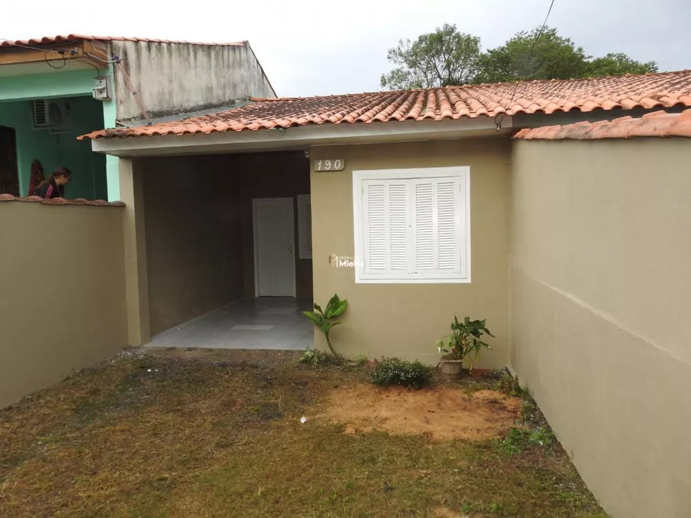 Casa à venda com 2 quartos, 165m² - Foto 3