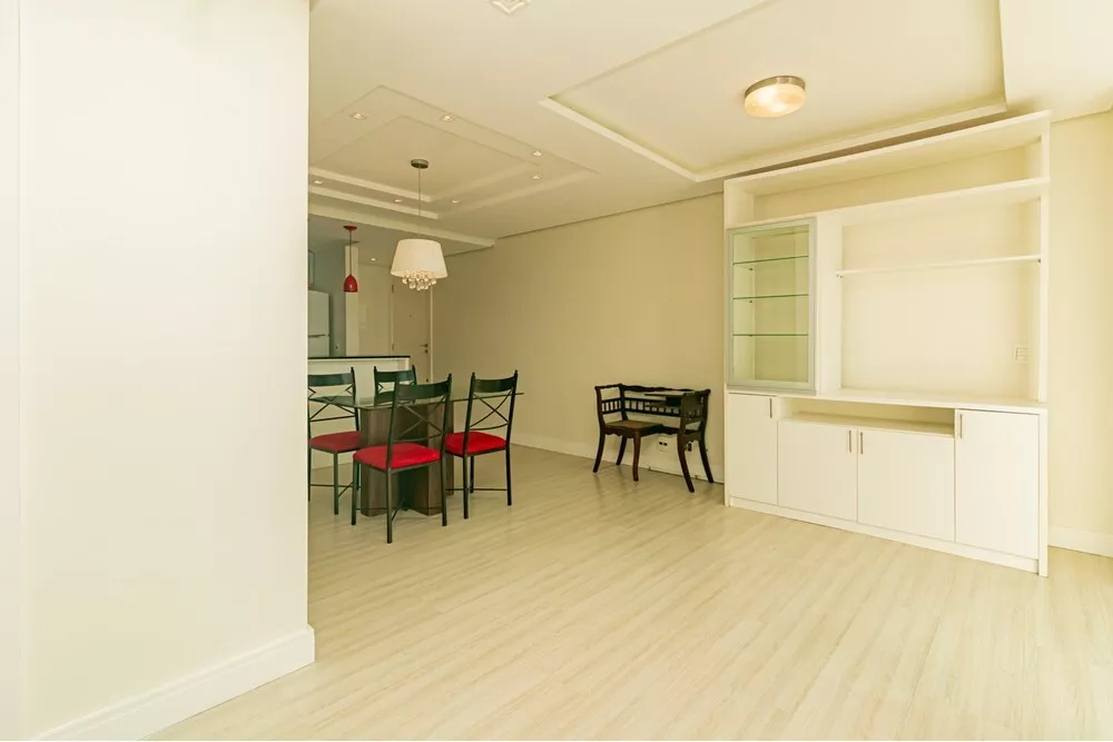 Apartamento à venda com 3 quartos, 76m² - Foto 26