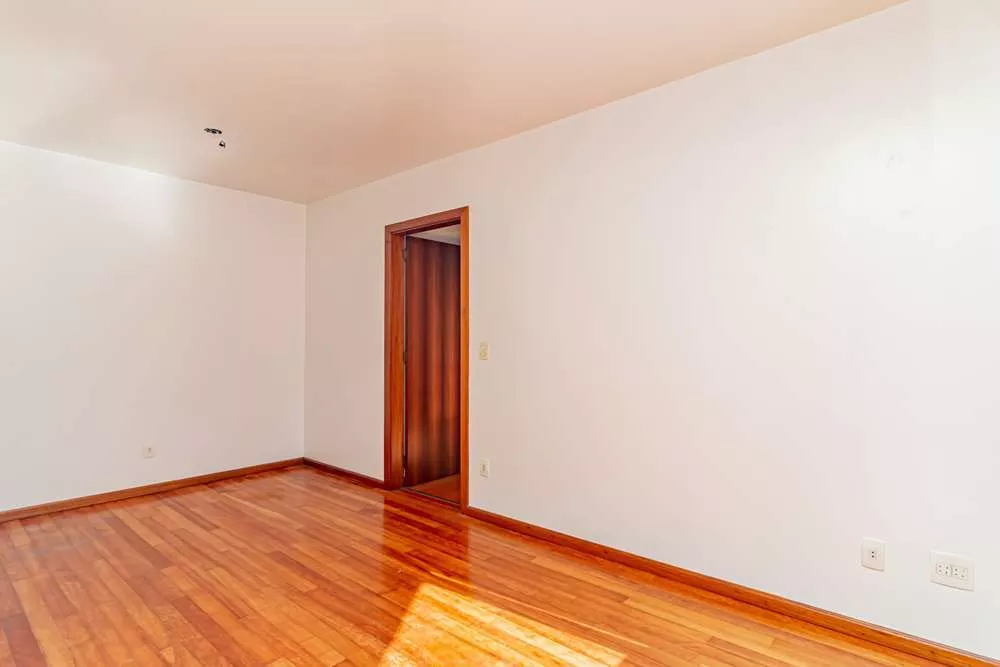 Apartamento à venda com 2 quartos, 66m² - Foto 1