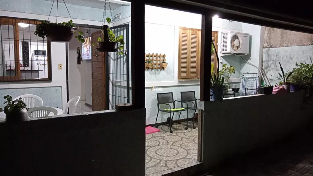 Casa à venda com 2 quartos, 20m² - Foto 18