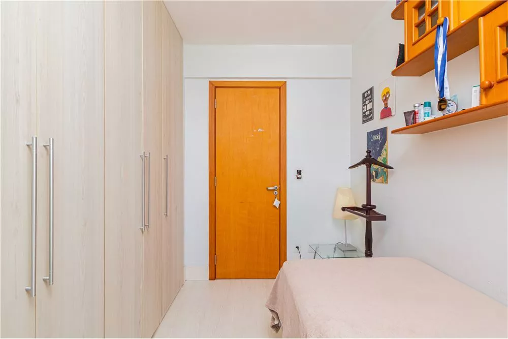 Apartamento à venda com 3 quartos, 78m² - Foto 2