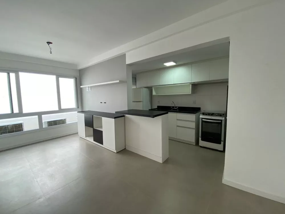 Apartamento à venda com 2 quartos, 58m² - Foto 1