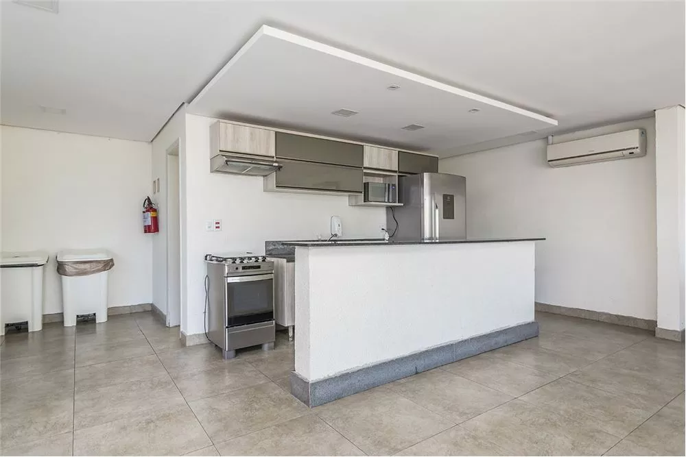 Apartamento à venda com 2 quartos, 48m² - Foto 17