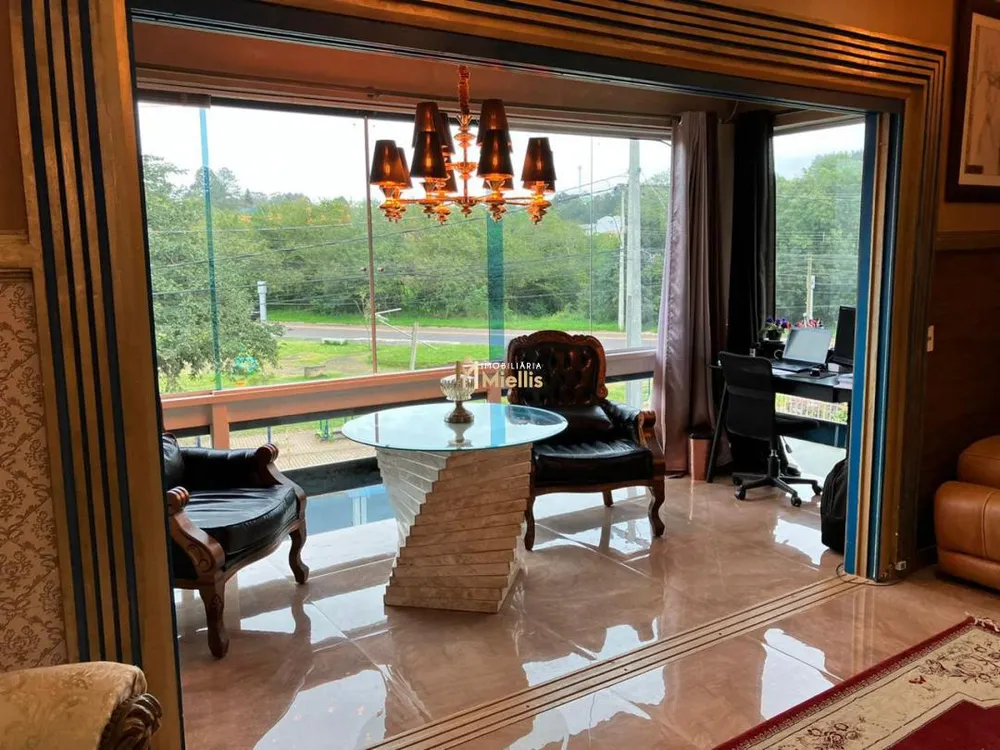 Casa, 4 quartos, 600 m² - Foto 1