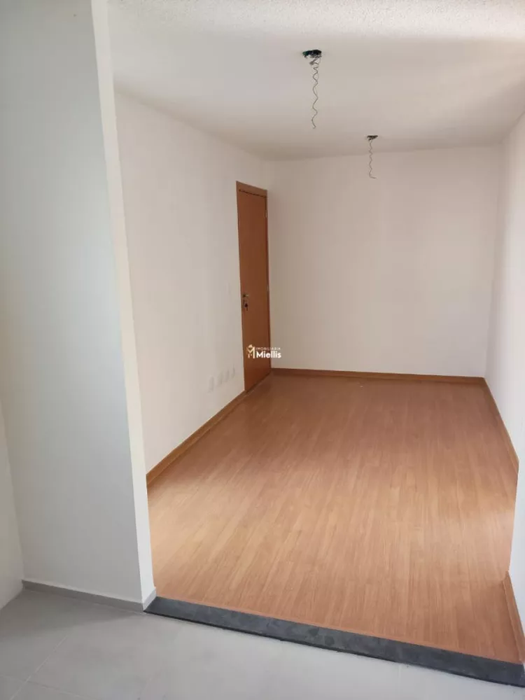 Apartamento à venda com 2 quartos, 40m² - Foto 4