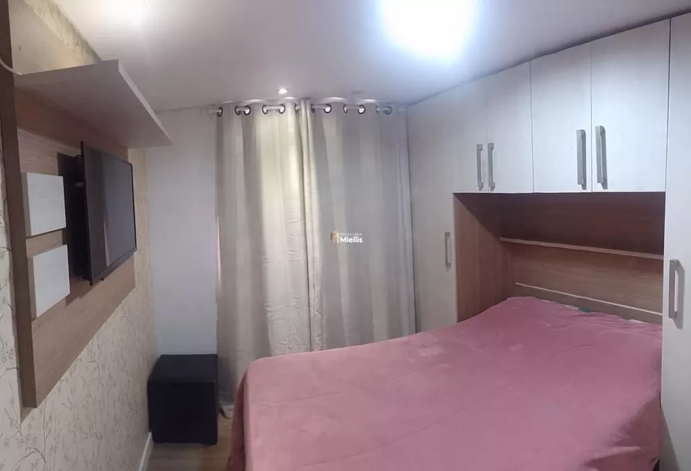 Apartamento à venda com 2 quartos, 42m² - Foto 4