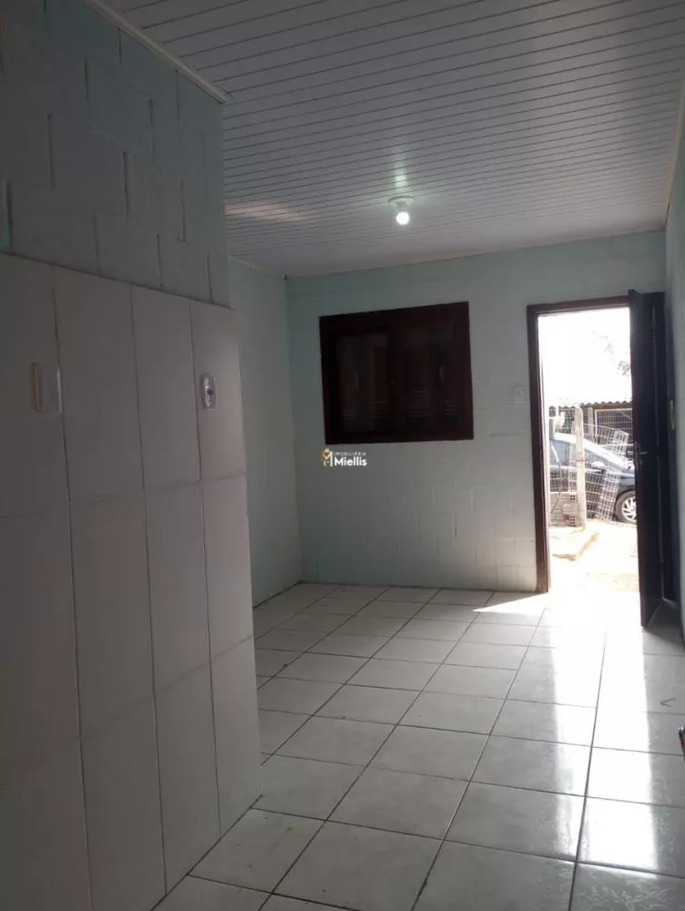 Casa à venda com 2 quartos, 91m² - Foto 3