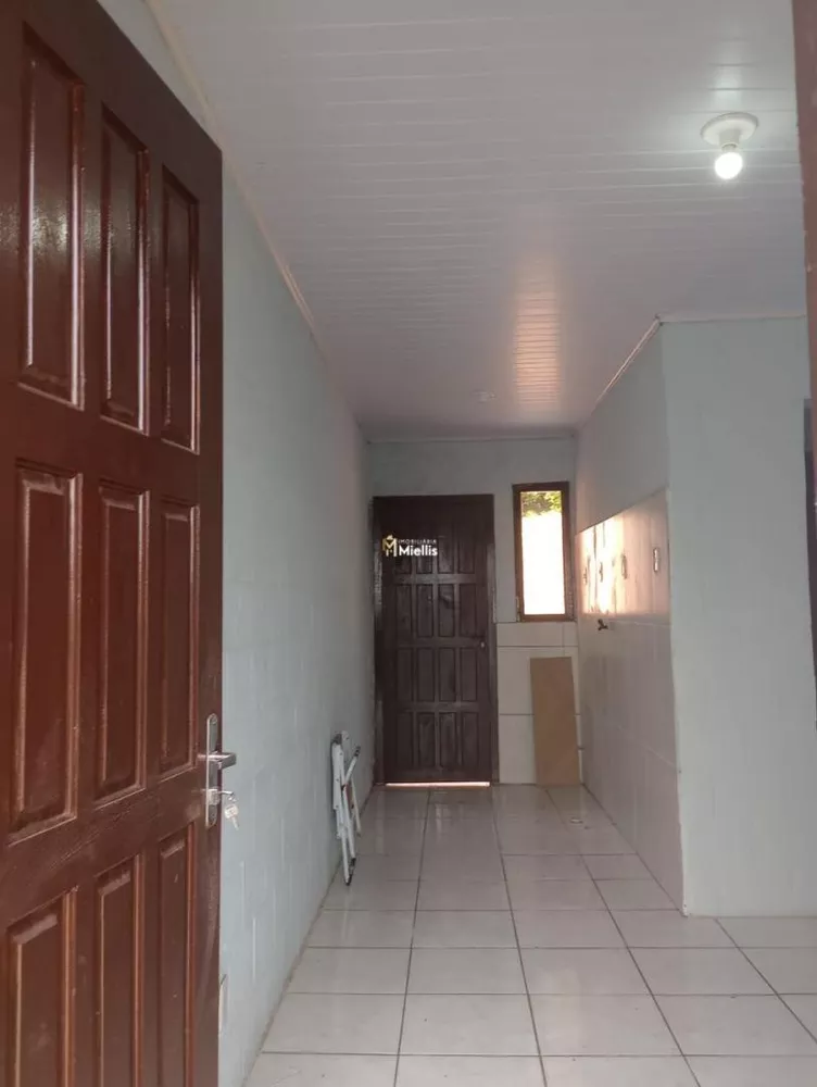 Casa à venda com 2 quartos, 91m² - Foto 2