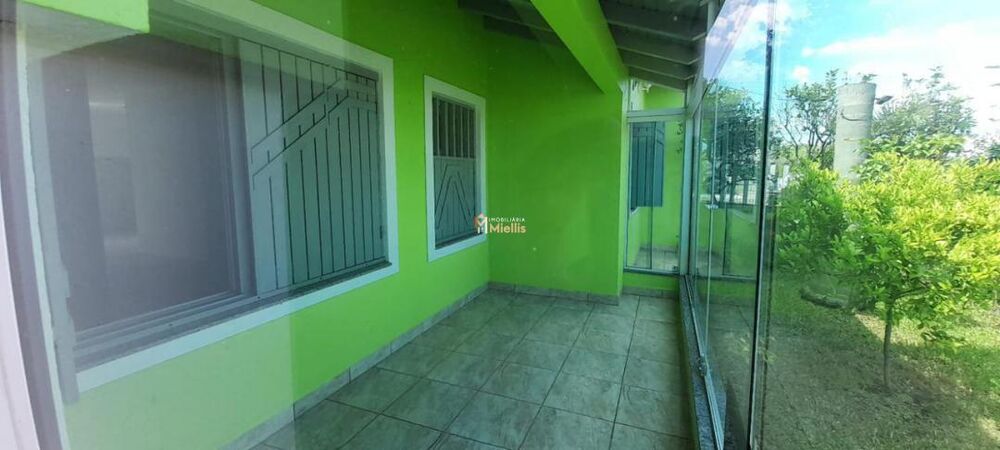 Casa à venda com 4 quartos, 110m² - Foto 3