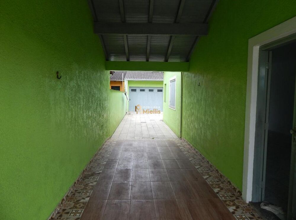 Casa à venda com 4 quartos, 110m² - Foto 2